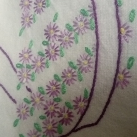 Set of 2 Vintage Penney's Penco White Cotton Pillow Case with Embroidery - Picture 6 of 11